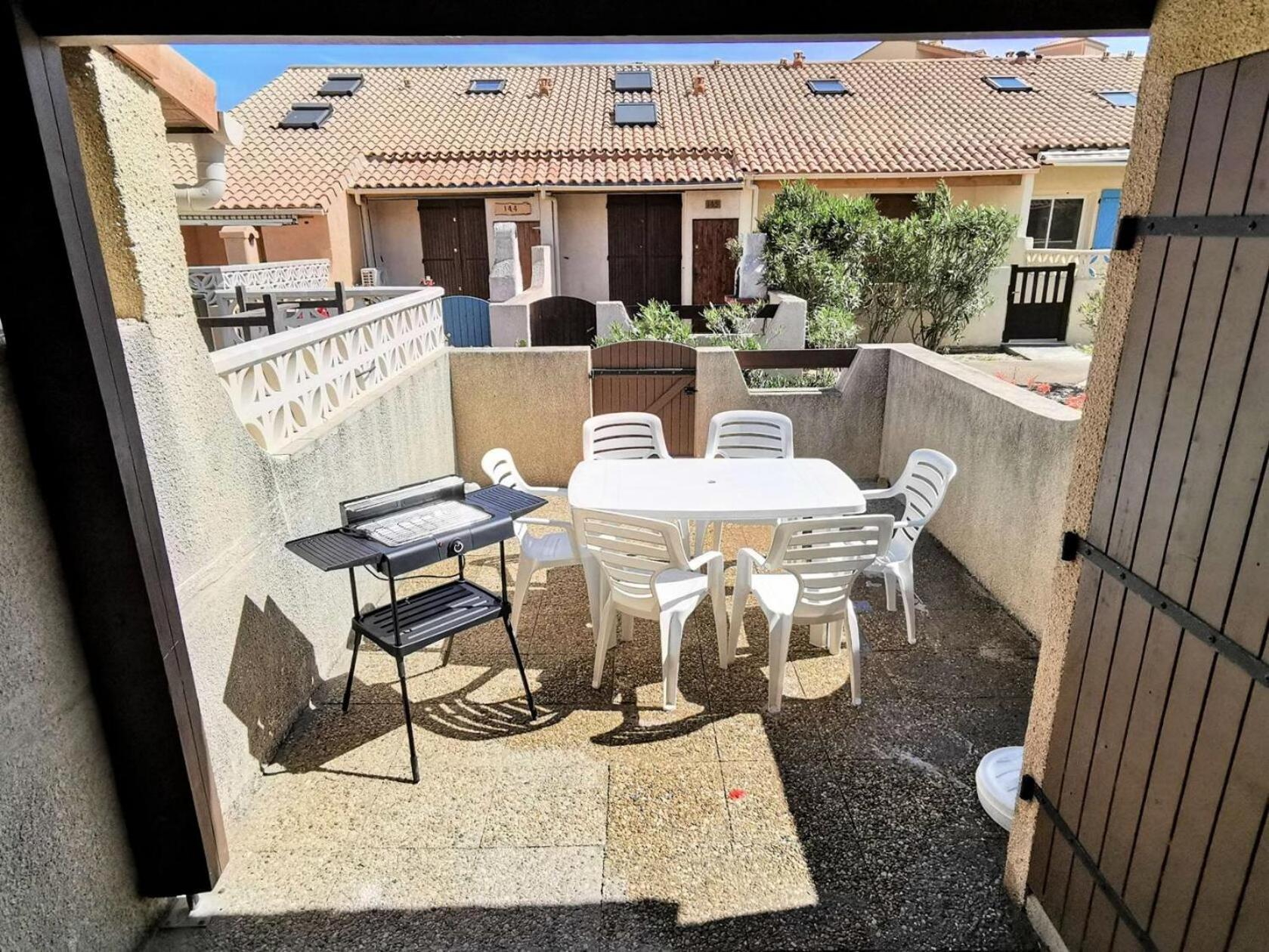 Grande Bleue - Trois Pieces 6 Couchages Port Leucate. Ref: 3gb_152 Mae-5234 Villa